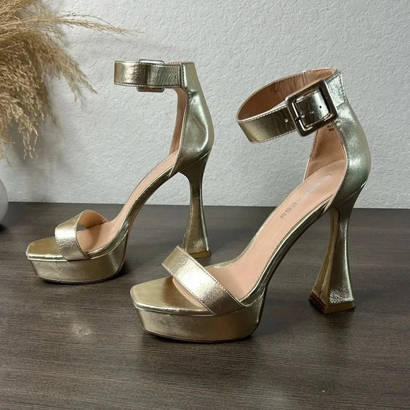 BERNESS Dinah Platform Heeled Sandal Size 8.5 - Picture 1 of 12